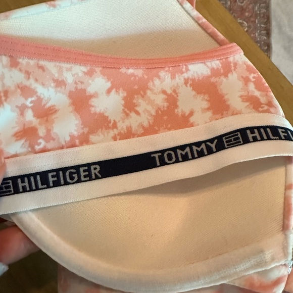 Padded Pink Bra - Picture 2 of 7